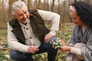 How Does Assisted Living Homes Close to Wildlife Balance Patient Lifestyle and Safety